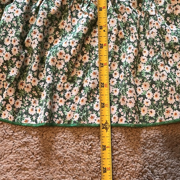 NWOT Green Floral Mini Dress With White Buttons. Size 8/10 - Picture 13 of 15